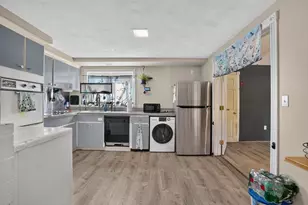 223 Elsie Rd, Brockton, MA 02302 - Photo 7