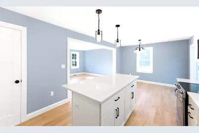 158 Plain St, Bridgewater, MA 02324 - Photo 11