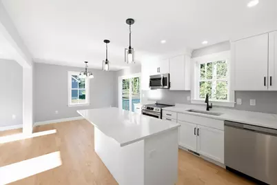 158 Plain St, Bridgewater, MA 02324 - Photo 9