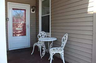 2 Spring St, Gloucester, MA 01930 - Photo 3