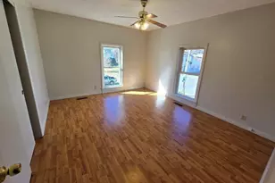 15 S Main St, Williamsburg, MA 01039 - Photo 11