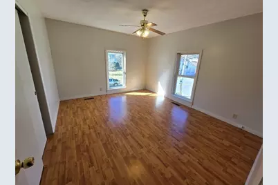 15 South Main Street #B, Williamsburg, MA 01039 - Photo 11