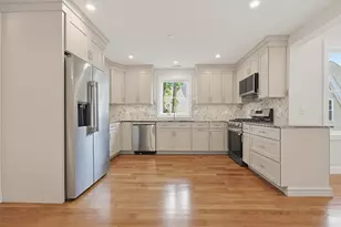 51 Eddy St, Newton, MA 02465 - Photo 3