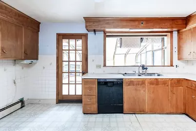292 Oak St, Methuen, MA 01844 - Photo 13