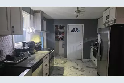 248 Belmont St, Worcester, MA 01604 - Photo 3