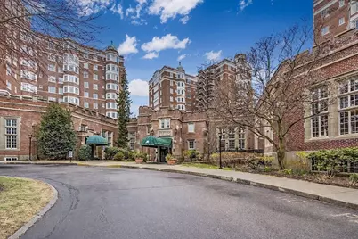 20 Chapel St #B309, Brookline, MA 02446 - Photo 11