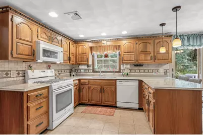 167 Trout Brook Rd, Dracut, MA 01826 - Photo 11
