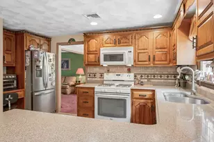 167 Trout Brook Rd, Dracut, MA 01826 - Photo 15