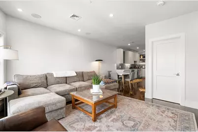 582 E Broadway #4, Boston, MA 02127 - Photo 5