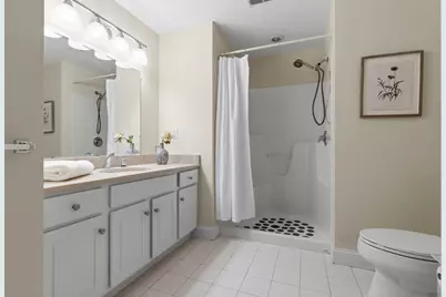 120 Wyllis Ave #310, Everett, MA 02149 - Photo 15