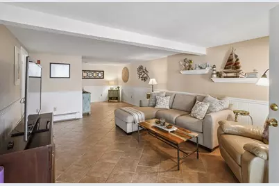 86 Bates Point Rd, Webster, MA 01570 - Photo 21