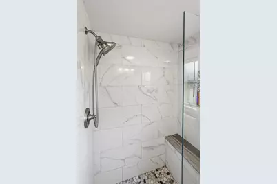 86 Bates Point Rd, Webster, MA 01570 - Photo 13