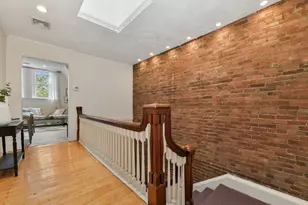 1774 Beacon St, Brookline, MA 02445 - Photo 9