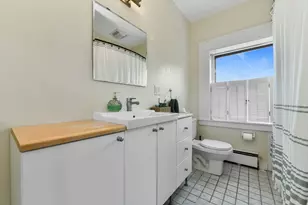 1774 Beacon St, Brookline, MA 02445 - Photo 15