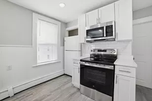 8 Hooper St, Worcester, MA 01605 - Photo 3