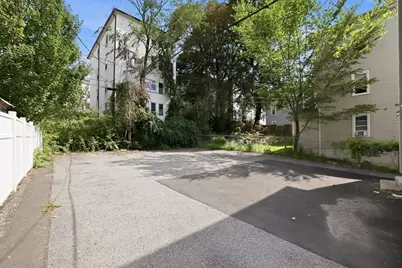 8 Hooper St #3, Worcester, MA 01605 - Photo 23
