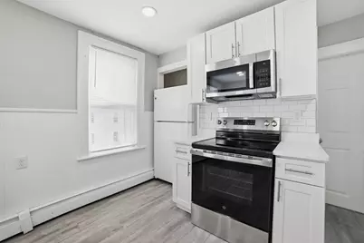 8 Hooper St #3, Worcester, MA 01605 - Photo 3