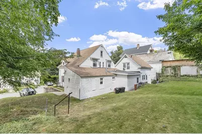 27 Winthrop St #A, Fitchburg, MA 01420 - Photo 3