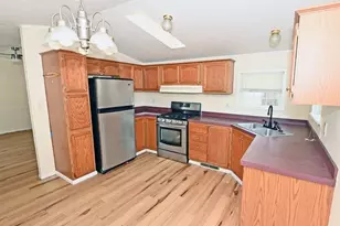 7 1st Ave, Bourne, MA 02559 - Photo 3