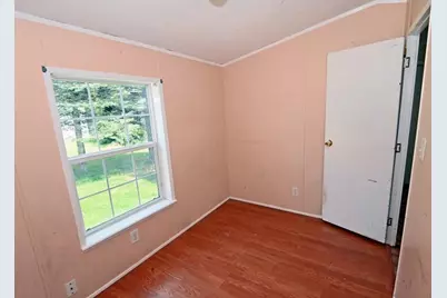 7 First Avenue, Bourne, MA 02559 - Photo 11