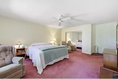 3 Castle Hill Rd #E, Agawam, MA 01001 - Photo 19