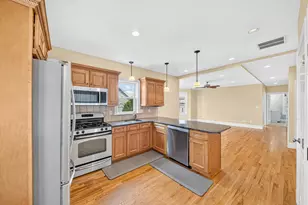 90 Taylor St, Waltham, MA 02453 - Photo 1