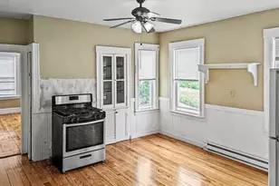 41 Everard St, Worcester, MA 01605 - Photo 3