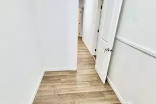 2 Baldwin Pl, Boston, MA 02113 - Photo 13