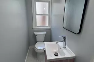 16 Magdala St, Boston, MA 02124 - Photo 9