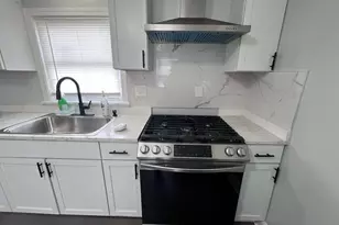 16 Magdala St, Boston, MA 02124 - Photo 11