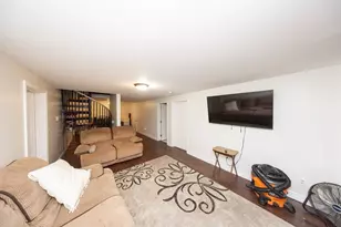 10 Wrentham Rd, Worcester, MA 01602 - Photo 15