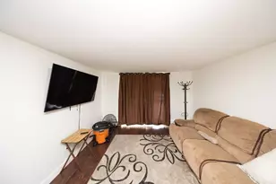 10 Wrentham Rd, Worcester, MA 01602 - Photo 17