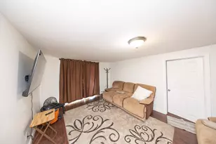 10 Wrentham Rd, Worcester, MA 01602 - Photo 19