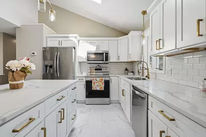 191 Lamont St, Springfield, MA 01119 - Photo 9