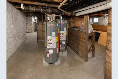 60 Andrews St, Lowell, MA 01852 - Photo 15