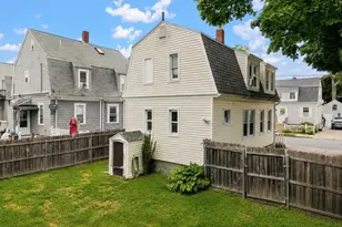 235 Tremont St, New Bedford, MA 02740 - Photo 23
