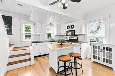 235 Tremont St, New Bedford, MA 02740 - Photo 11