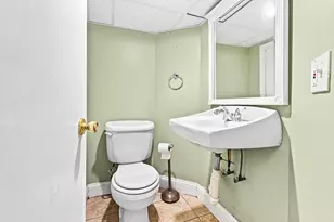235 Tremont St, New Bedford, MA 02740 - Photo 17