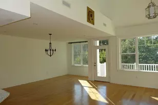 39 Taylor Dr, Reading, MA 01867 - Photo 5