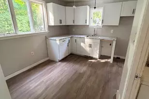 600 Market St, Rockland, MA 02370 - Photo 3