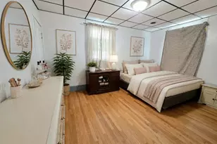 32 Burtt St, Lowell, MA 01851 - Photo 9