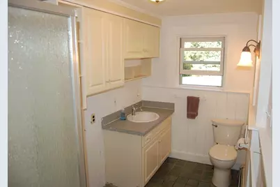 414 Central Street, Holliston, MA 01746 - Photo 9