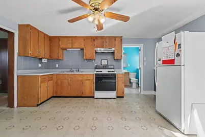 168 Lynn St, Peabody, MA 01960 - Photo 21