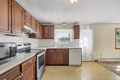 168 Lynn St, Peabody, MA 01960 - Photo 11