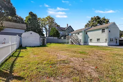 168 Lynn St, Peabody, MA 01960 - Photo 31
