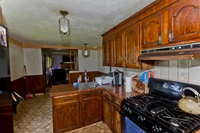 240 E Allen Ridge Rd, Springfield, MA 01118 - Photo 11