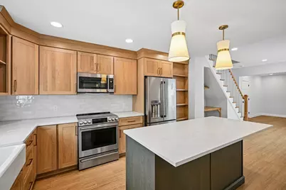 463 Fulton Street #R, Medford, MA 02155 - Photo 7