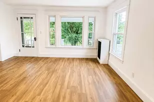 1085 Sumner Ave, Springfield, MA 01118 - Photo 5