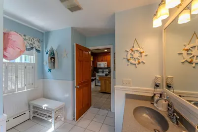 135 Thurber Ave, Somerset, MA 02725 - Photo 19