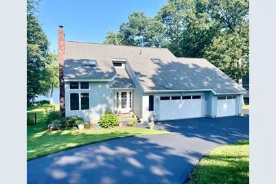 11 Cove Dr, Sturbridge, MA 01566 - Photo 1